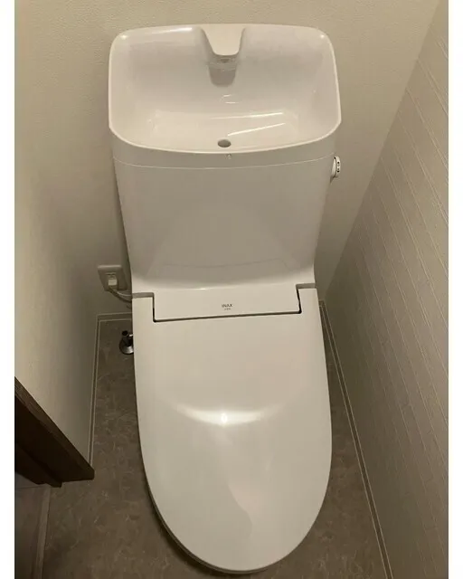 Noah Higashi-Ikebukuro - Interior - ["Toilet seat", "Toilet", "Plumbing fixture"]