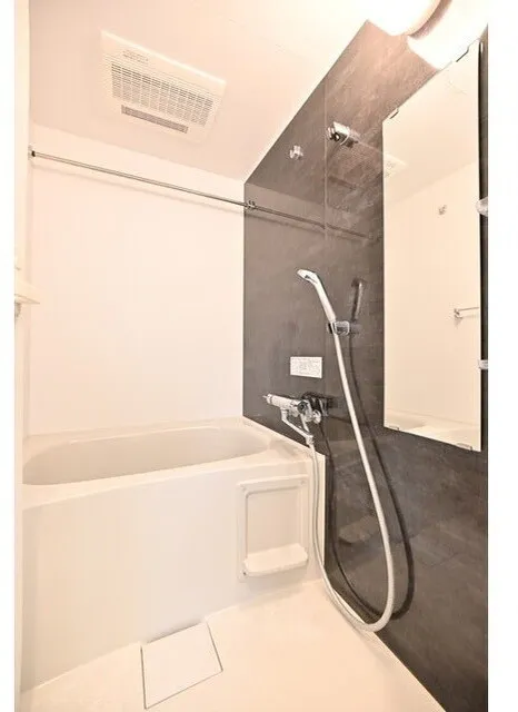 Harmony Residence Tokyo Musashinoeki WEST SIDE - Interior - ["Plumbing fixture", "Flooring", "Floor"]
