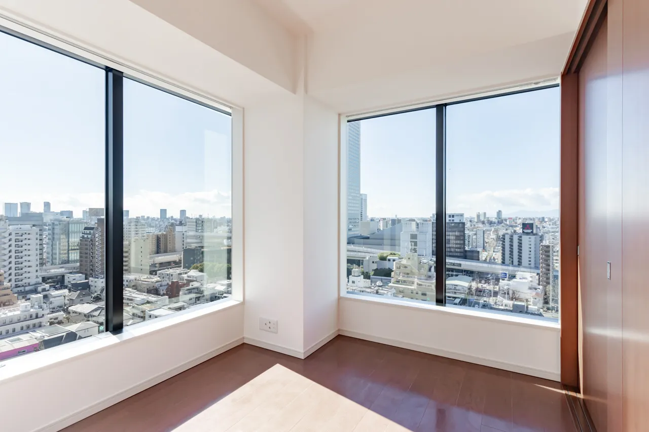 Platine Shinjuku Shintoshin - Interior - ["Apartment", "Glass", "High-rise building"]