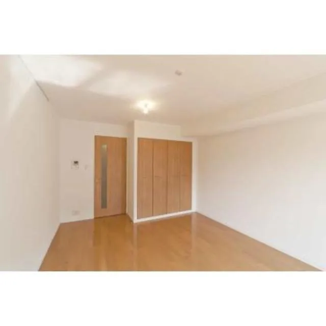 Park Axis Bunkyo Stage - Interior - ["Cabinetry", "Wood", "Hall"]