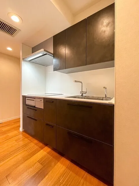 Ebisu Garden Terrace - Interior - ["Flooring", "Interior design", "Kitchen"]