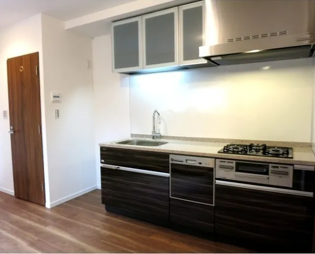 Laurier Ginza - Interior - ["Countertop", "Cabinetry", "Room"]