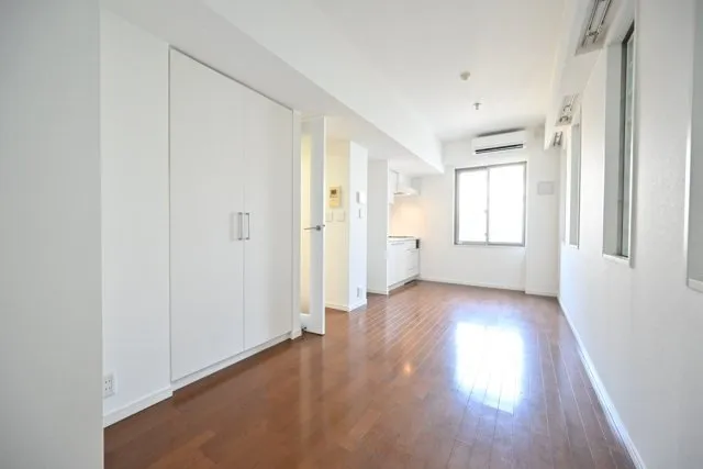 City House Yoyogi - Interior - ["Flooring", "Floor", "Wood flooring"]