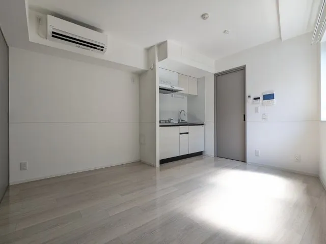 Fluffy Nishi-Waseda - Interior - ["Floor", "Flooring", "Apartment"]
