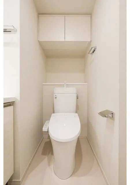 Comforia Higashiueno - Interior - ["Toilet seat", "Toilet", "Bathroom"]