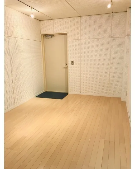 Motosumiyoshi Art Flats - Interior - ["Flooring", "Wood", "Floor"]