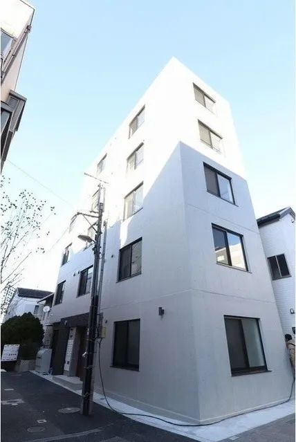 CASA GRAZIE Ikebukuro - Exterior - ["Sky", "Window", "Building"]