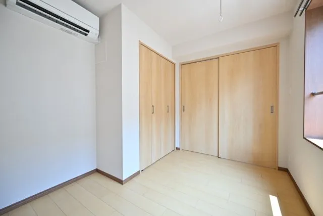CENTRAL GARDEN RESIDENCE TOKYO - Interior - ["Flooring", "Floor", "Wood"]