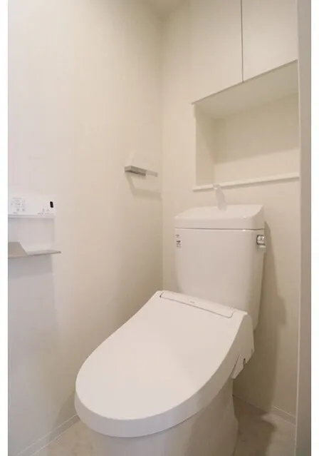 AIFLAT Shinagawa Togoshi Parkside - Interior - ["Plumbing fixture", "Toilet seat", "Toilet"]