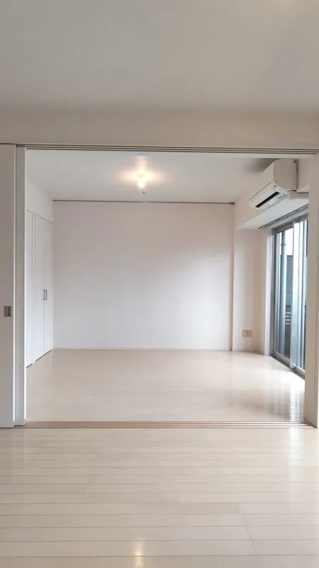 Residia Tsukishima 3 - Interior - ["Flooring", "Floor", "Wood"]