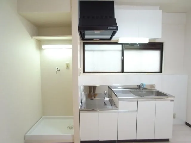 Garden Place Ichigaya - Interior - ["Plumbing fixture", "Sink", "Kitchen Sink"]