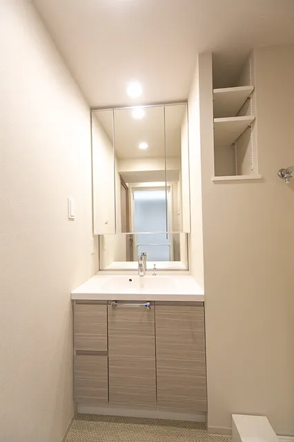 RESIDENCE Otori - Interior - ["Flooring", "Floor", "Interior design"]