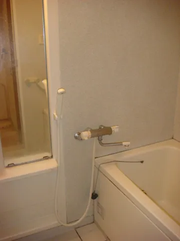Prime Urban Machiya South Court - Interior - ["Fixture", "Bathroom", "Floor"]
