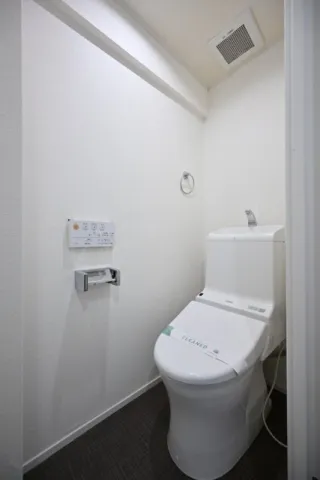 Chez Toi Shirokanedai - Interior - ["Plumbing fixture", "Bathroom", "Flooring"]