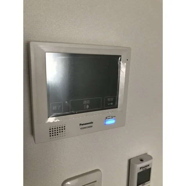Well Square Jiyugaoka WEST - Interior - ["Gas", "Electronic device", "Computer monitor accessory"]