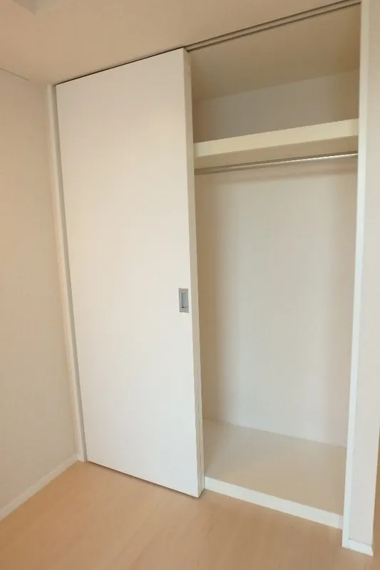 TLR Residence Ryogoku - Interior - ["Wood", "Flooring", "Floor"]