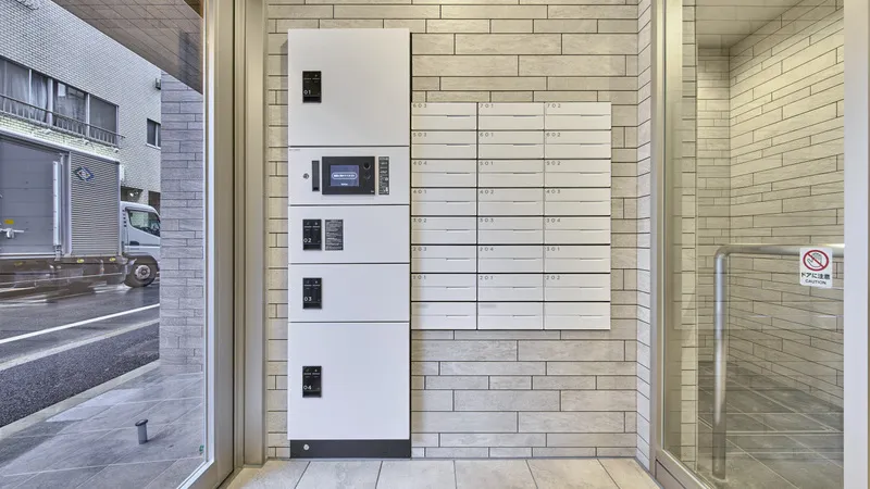 Weave Base - Omori - Interior - ["Composite material", "Apartment", "Door"]