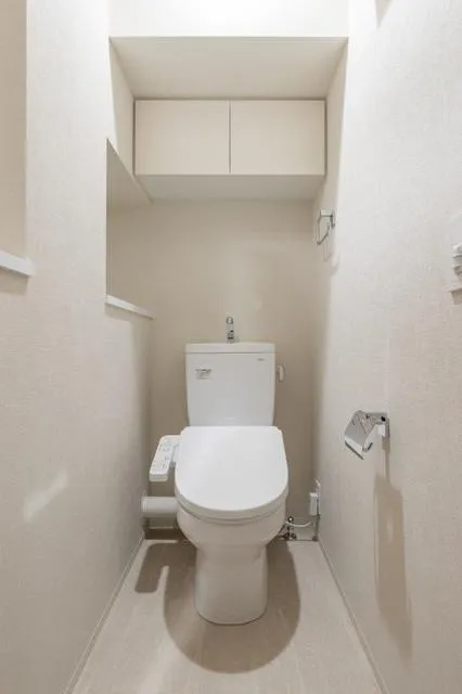 Geoent Ikebukuro - Interior - ["Toilet seat", "Plumbing fixture", "Toilet"]