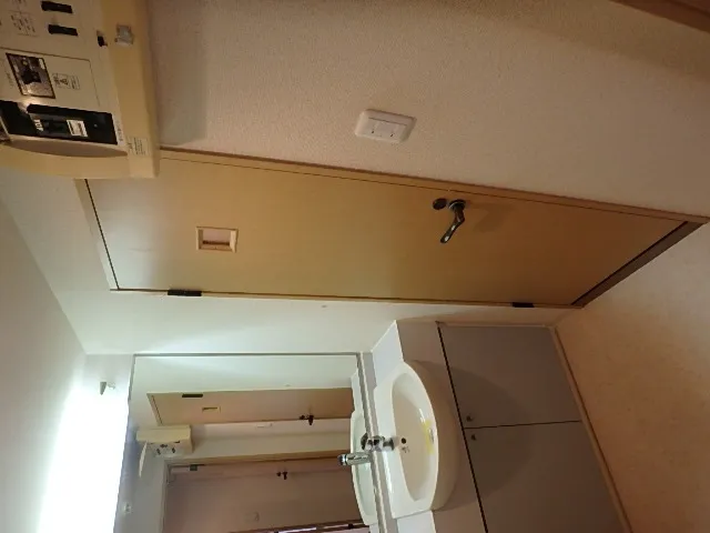 CASSIA Meguro - Interior - ["Building", "Sink", "Bathroom sink"]