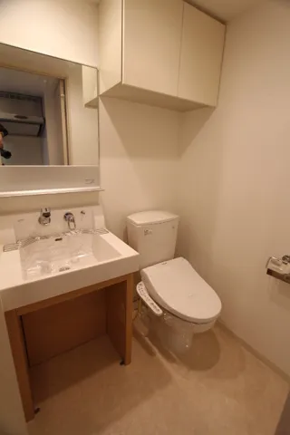 Proud Flat Meguro Yujinto - Interior - ["Flooring", "Floor", "Plumbing fixture"]