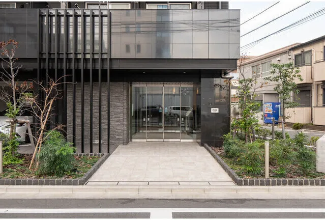 Gatehouse Otorii - Exterior - ["Plant", "Building", "Rectangle"]