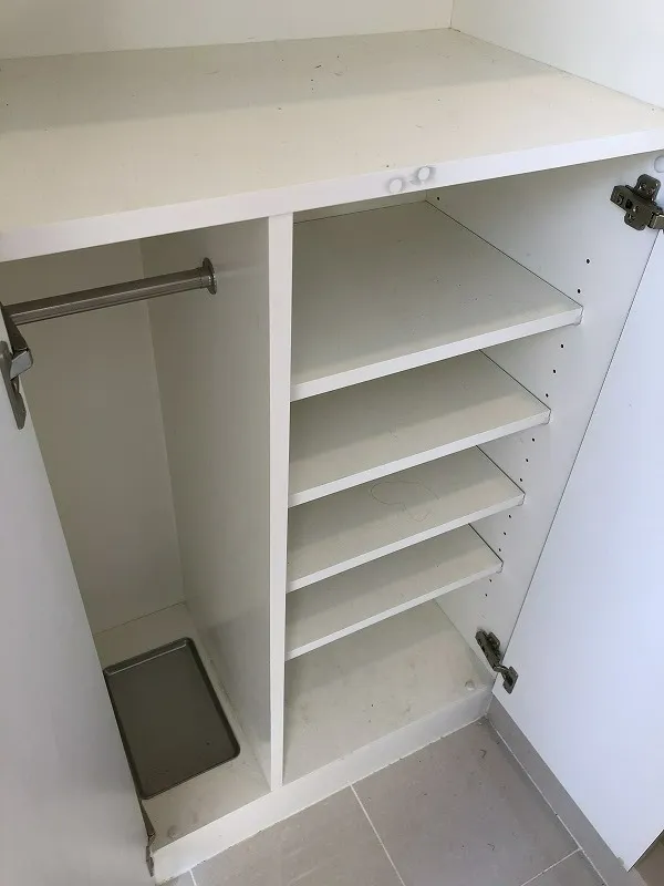 XEBEC Kameido - Interior - ["Wood", "Shelving", "Flooring"]