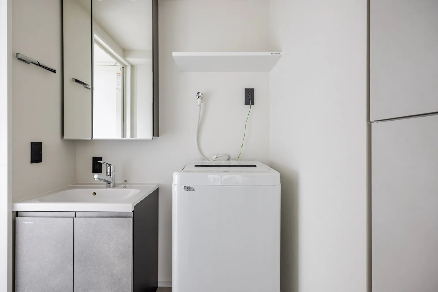 Duo Flats Ikejiri-Ohashi Norris - Interior - []