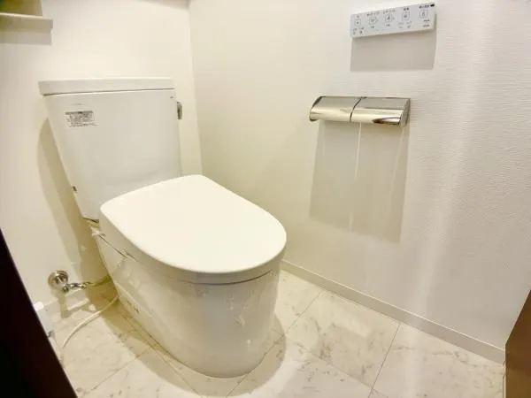 Proud Yoyogi Hatsudai - Interior - ["Toilet seat", "Toilet", "Plumbing fixture"]