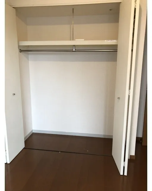 Plaza Tower Kachidoki - Interior - ["Wood", "Flooring", "Floor"]