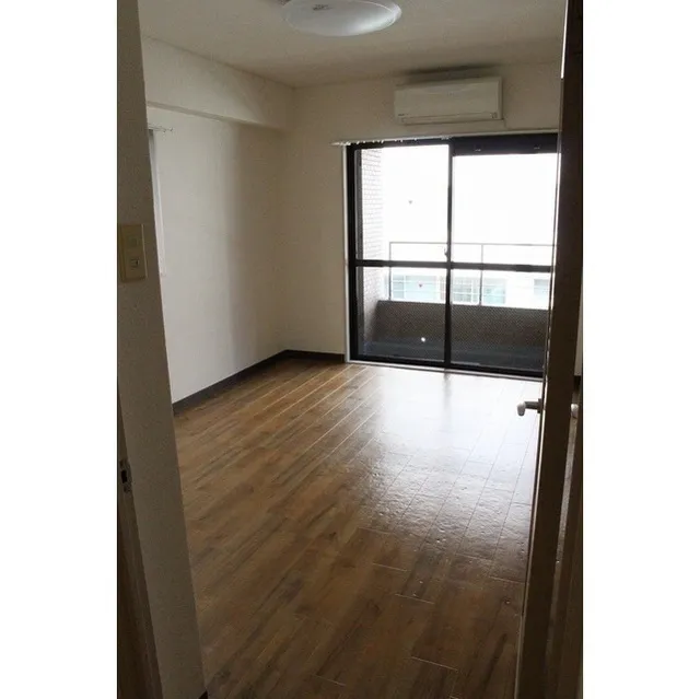 Unity - Interior - ["Building", "Property", "Window"]