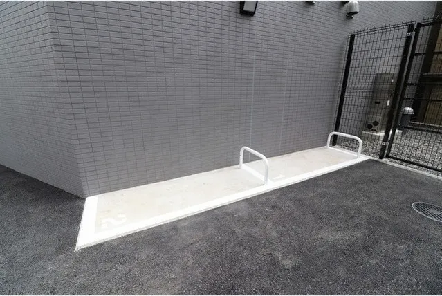 KURAMAE214 - Other - ["Floor", "Composite material", "Metal"]