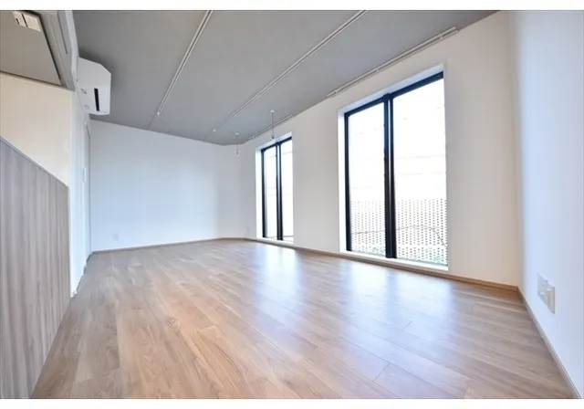 Maison Bellvie Shimokitazawa - Interior - ["Floor", "Flooring", "Wood flooring"]