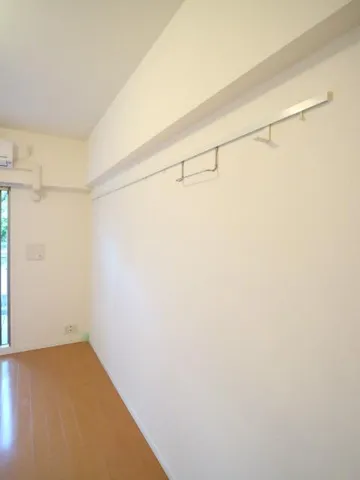 Prime Urban Gakugei Daigaku Park Front - Interior - ["Ceiling", "Plaster"]