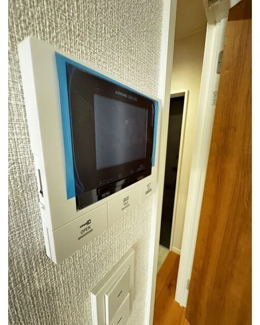 Well Square Hatagaya - Interior - ["Electronic device", "Display device", "Electronics"]