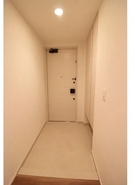 RODIA Nihonbashi Kayabacho - Interior - ["Flooring", "Floor", "Wall"]