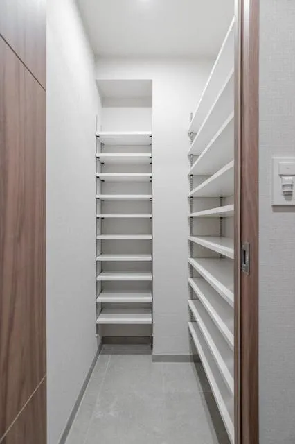 Geoent Shirokanedai - Interior - ["Wood", "Flooring", "Interior design"]