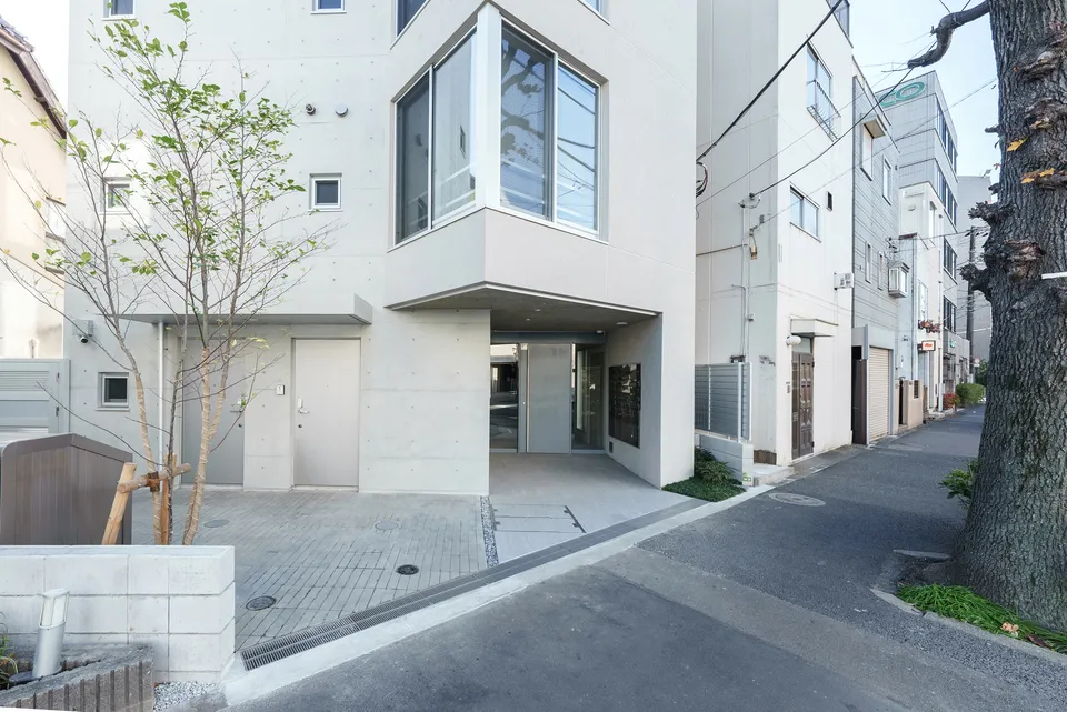 Hmlet Gakugei Daigaku - Exterior - []