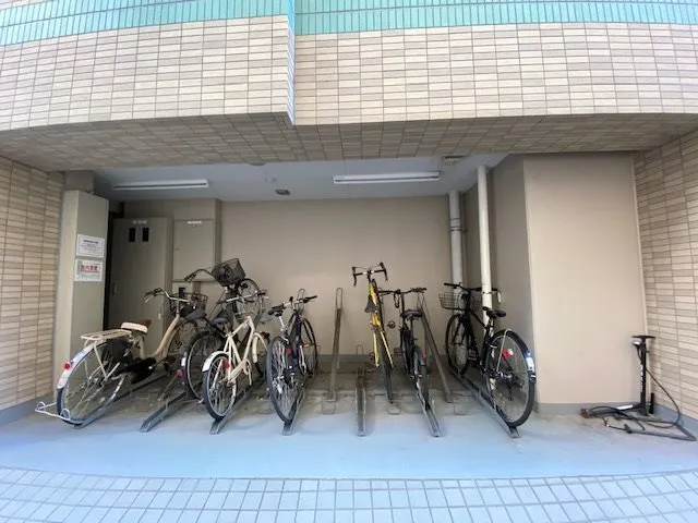 Laclas Nihonbashi Hisamatsucho - Other - ["Bicycle", "Wheel", "Tire"]