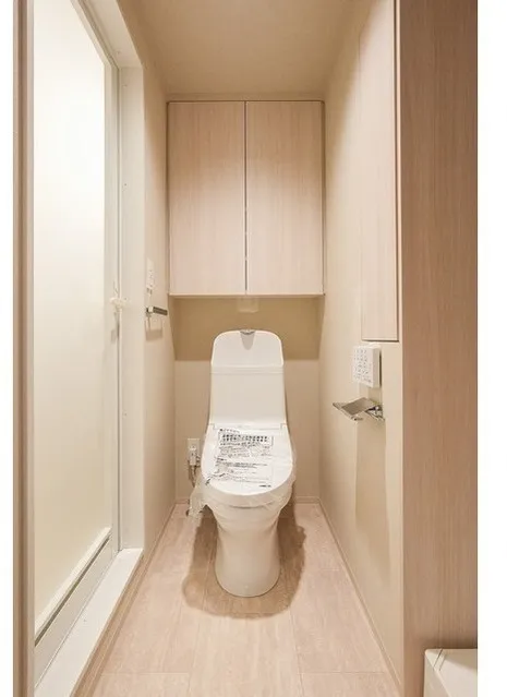 Season Flats Omorinishi - Interior - ["Toilet seat", "Flooring", "Toilet"]
