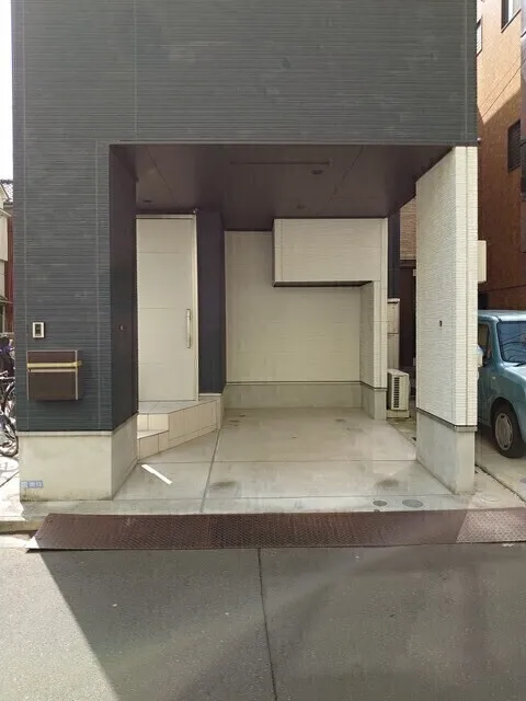 6-20-13 Higashi-Nippori, Arakawa-Ku, Tokyo - Exterior - ["Door", "Building", "Fixture"]