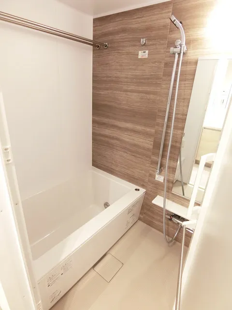 The Park Habio Tsukishima Front - Interior - ["Bathtub", "Plumbing fixture", "Bathroom"]