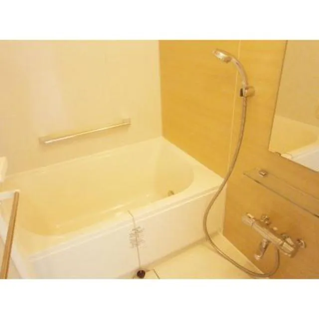 Park Axis Toyocho・Shinsui-Kouen - Interior - ["Bathtub", "Property", "Bathroom"]