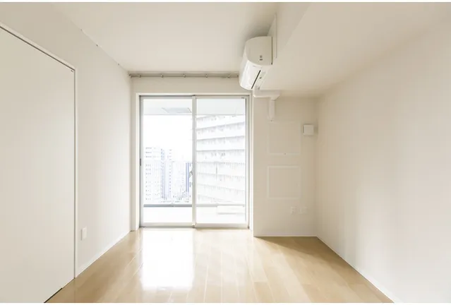 Shinonome Canal Court CODAN Building 16 - Interior - ["Flooring", "Floor", "Wood flooring"]