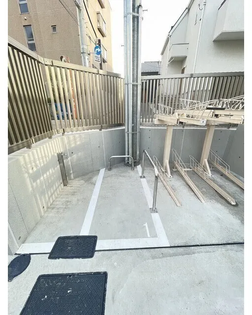 Well Square Hatsudai - Other - ["Floor", "Composite material", "Metal"]