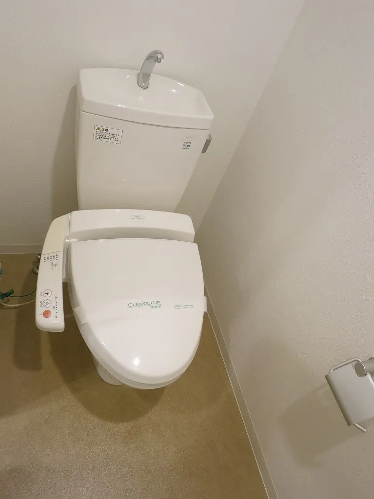 HF Ginza Residence EAST - Interior - ["Toilet seat", "Toilet", "Bathroom"]