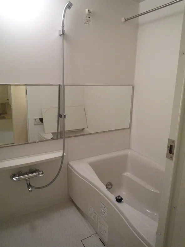 RESIDIA Ikebukuro West - Interior - ["Plumbing fixture", "Bathroom", "Bathtub"]