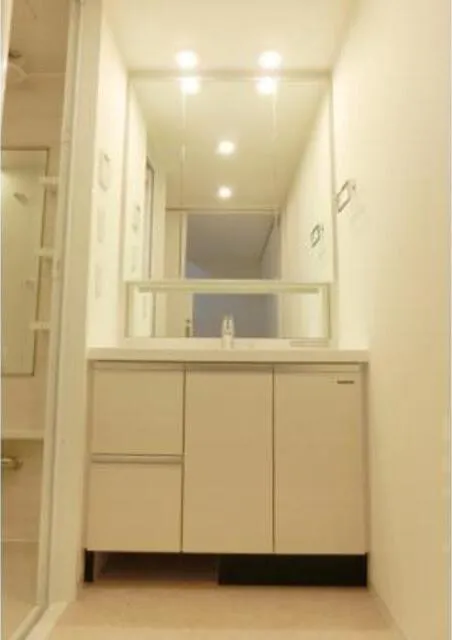 Wembley Omotesando - Interior - ["Property", "Room", "Furniture"]
