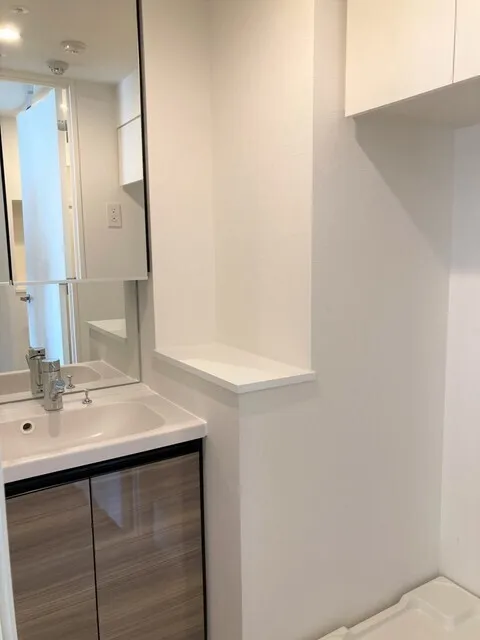 Urbanex Kikukawa III - Interior - ["Flooring", "Floor", "Interior design"]