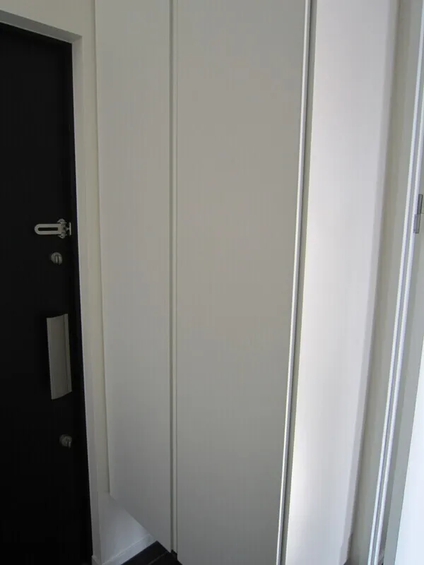 Court Hills Hiroo Minami - Interior - ["Wood", "Flooring", "Floor"]