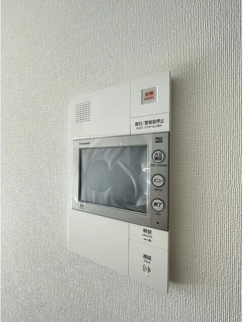 Stylio Kamata West - Interior - ["Electronic device", "Technology", "Machine"]